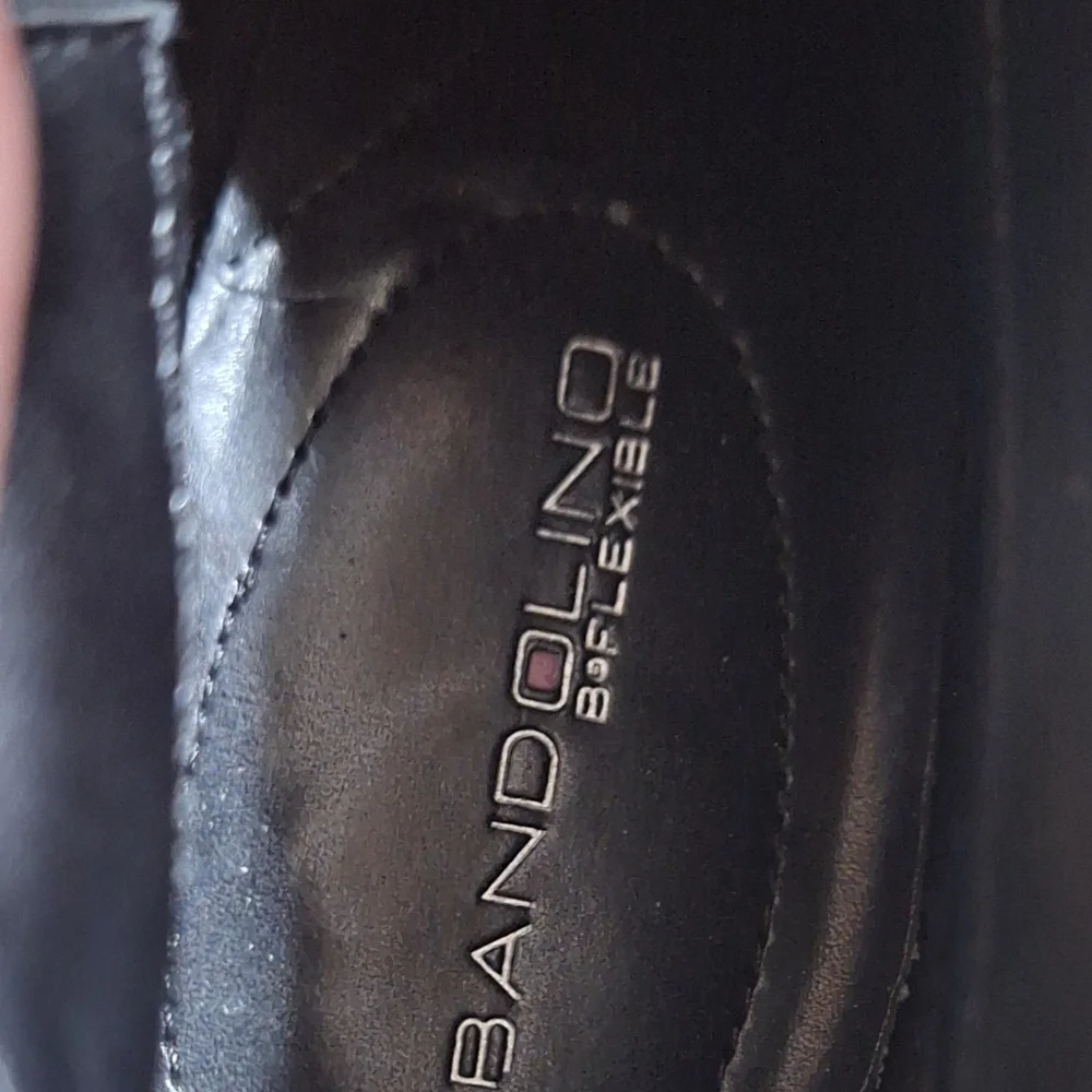 Bandolino Black Leather Women's Ankle Boots with Side Zipper 3